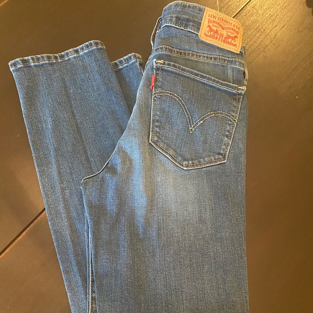 Levi’s Slim Fit Jeans